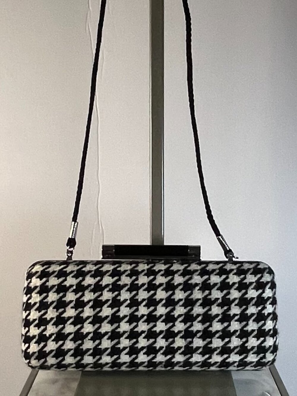 NWT 🖤 Kate Landry Houndstooth Evening Clutch – Classic Black & White Elegance - Picture 13 of 16
